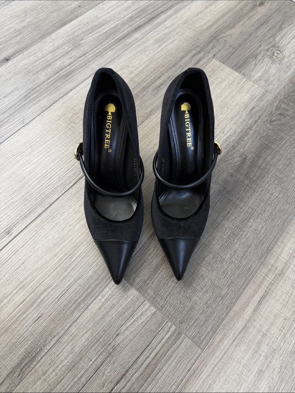 Black Pointed-Toe Stiletto Pumps with Gold Buckle - Picture 2 of 5